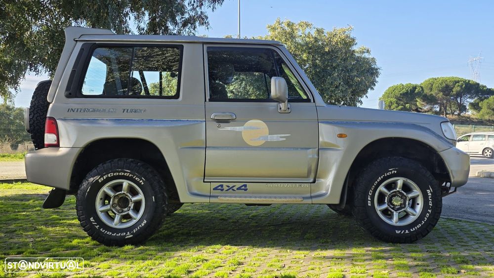 Hyundai Galloper - 4