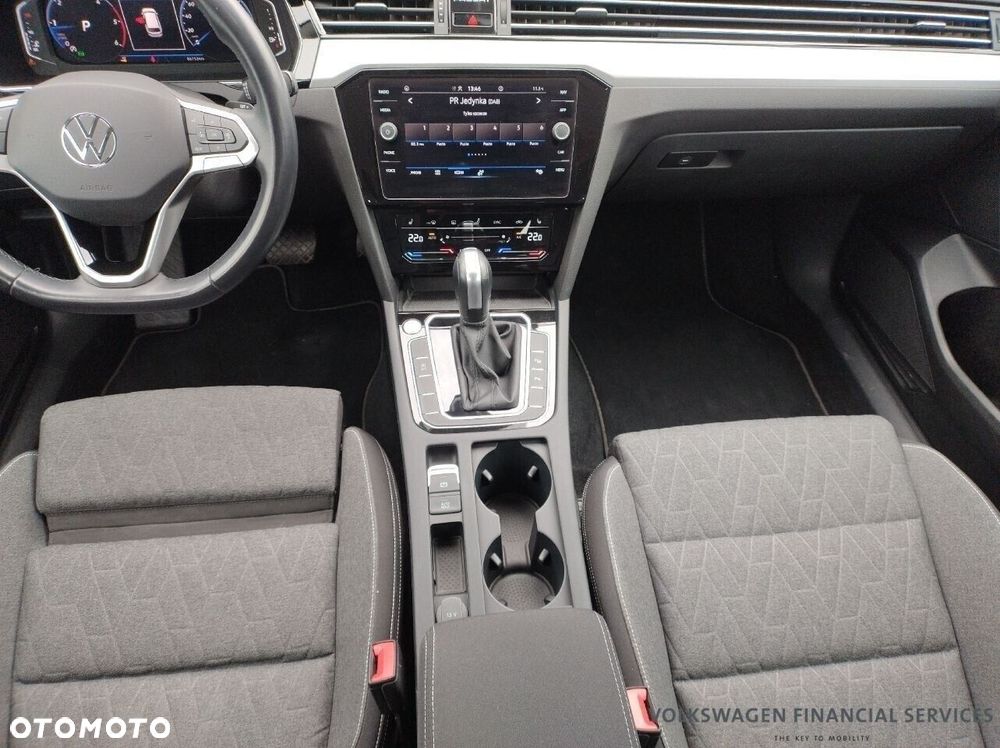 Volkswagen Passat - 10