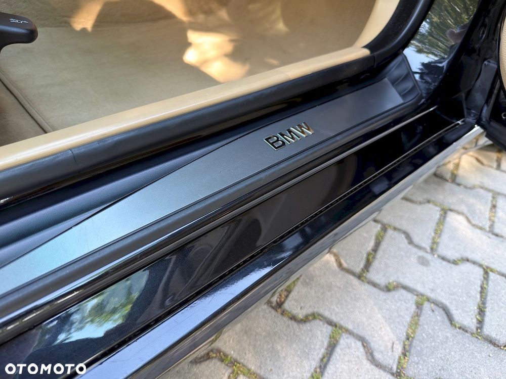 BMW Seria 5 525xd - 26