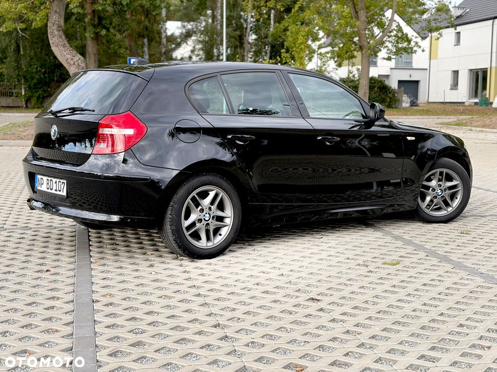 BMW Seria 1 2009 photo 3