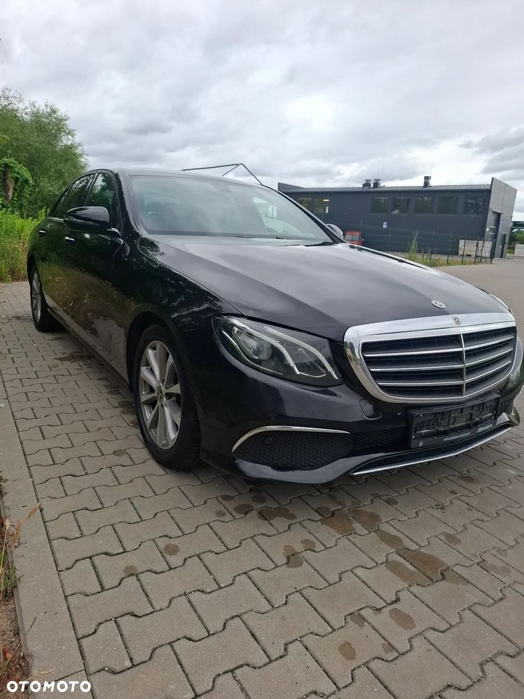 Mercedes-Benz Klasa E 200 d 9G-TRONIC - 2