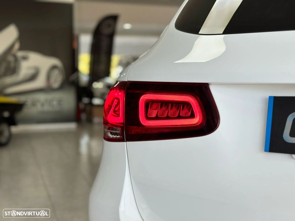 Mercedes-Benz GLC 200 d 4Matic 9G-TRONIC AMG Line - 9