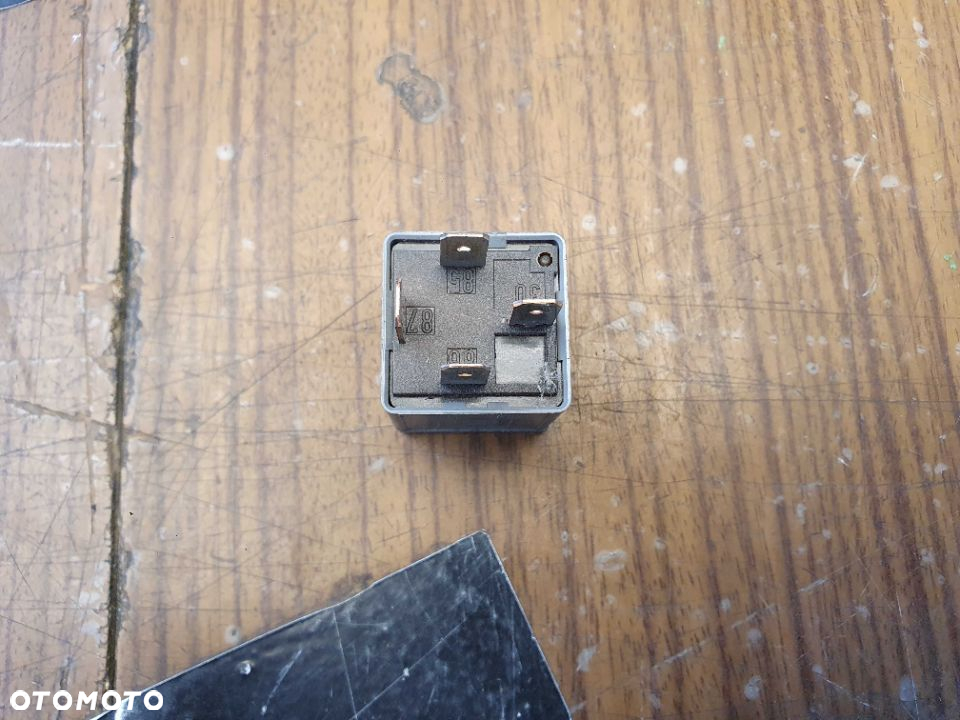 Przekaznik Przekaźnik 373 370 614 53 395 Sterownik Moduł Audi VW Skoda Seat - 16