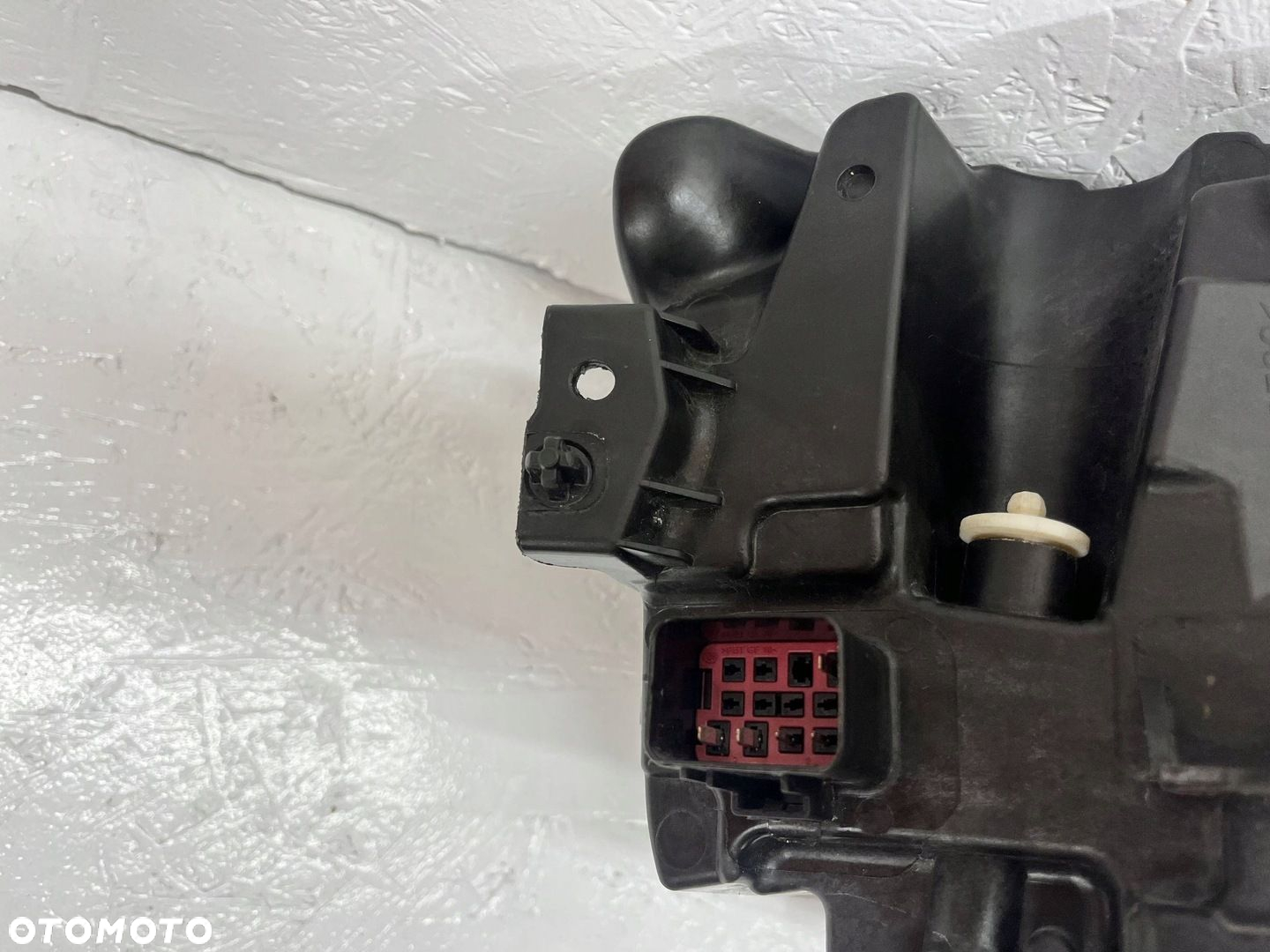 Volvo XC60 II LIFT REFLEKTOR LEWY PRZEDNI 32404709 ORG WYS 24H FV - 9