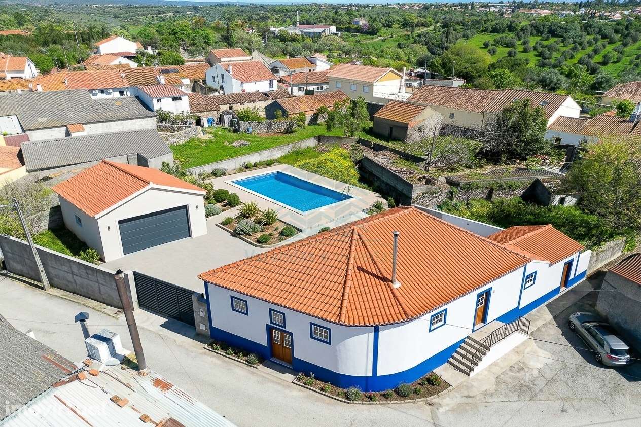 Moradia para Reconstrução com Terreno em Parceiros de São João - Grande imagem: 2/24