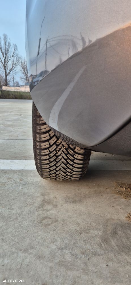 Volvo V40 D4 VEA Momentum - 25