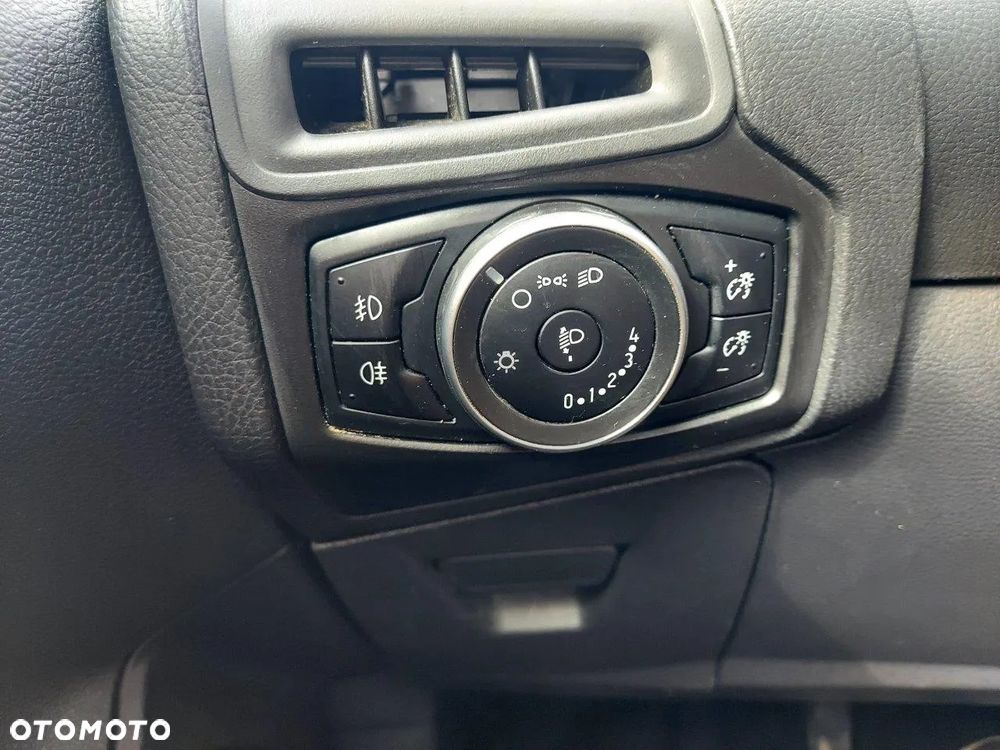 Ford Focus 1.5 TDCi Trend - 16