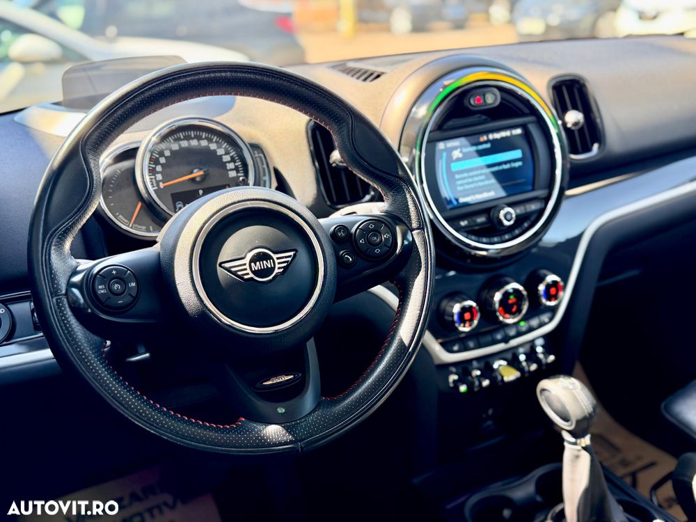 Mini Countryman Cooper S E ALL4 AT - 18