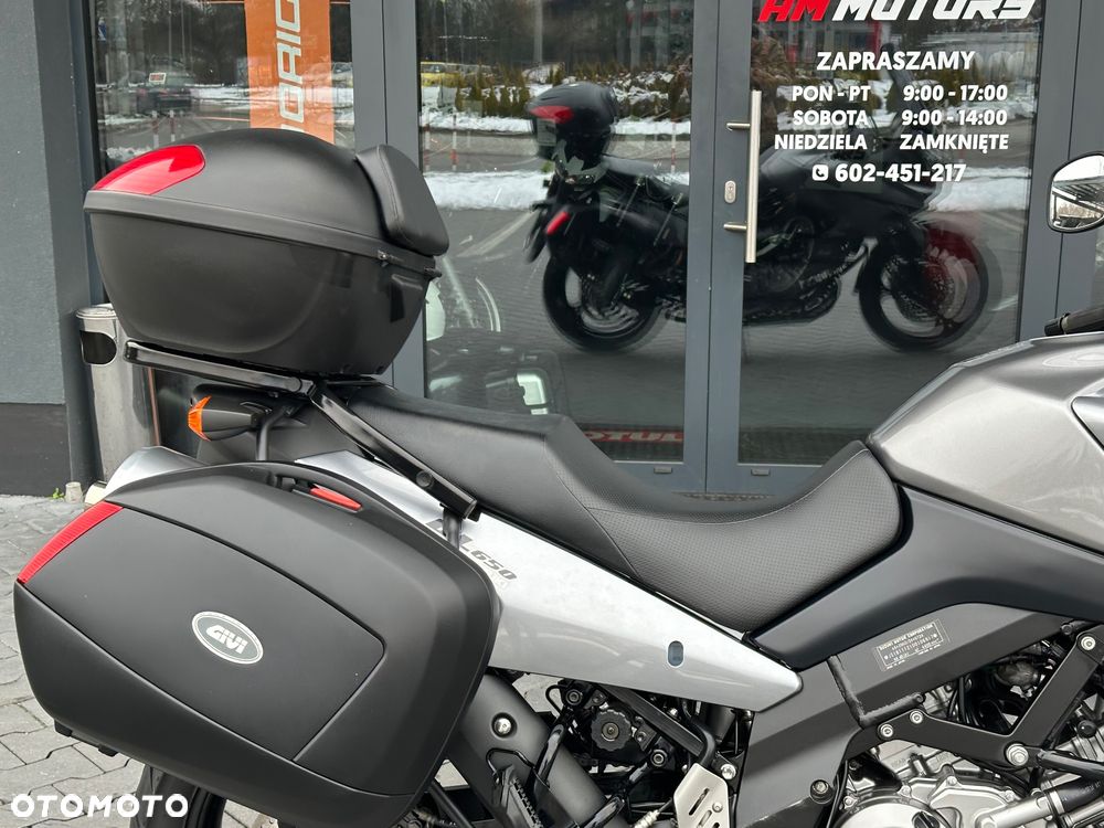 Suzuki V-STROM - 10