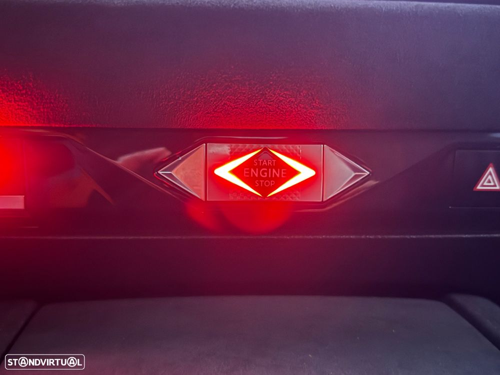 DS DS4 E-Tense Performance Line EAT8 - 30