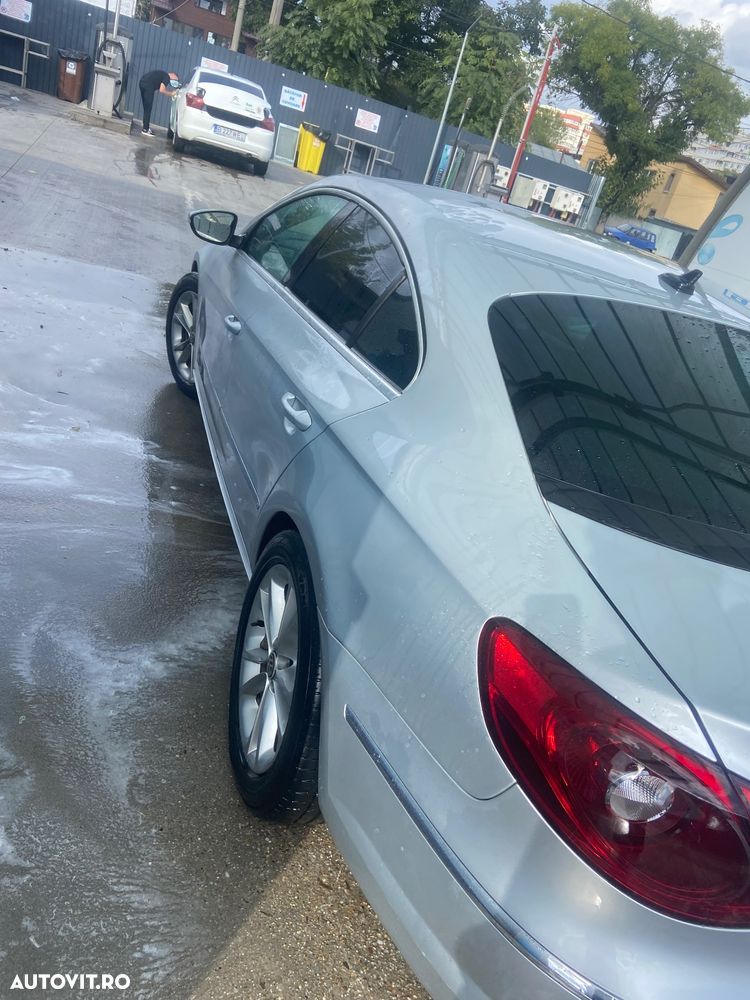 Volkswagen Passat CC - 2