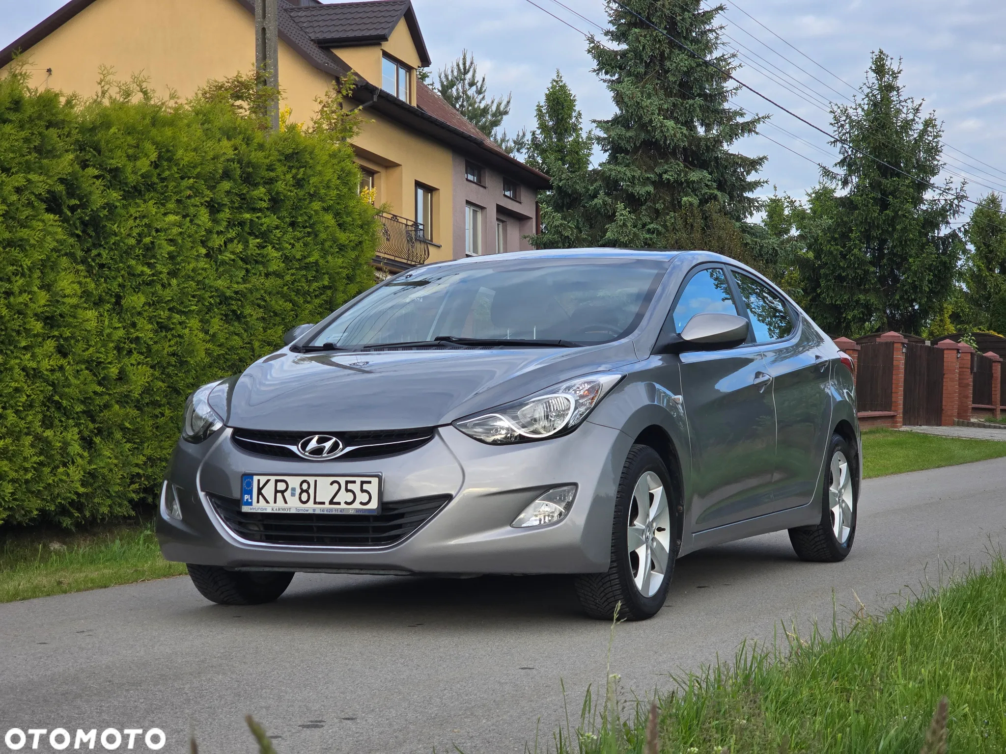 Hyundai Elantra 1.6 Comfort - 12