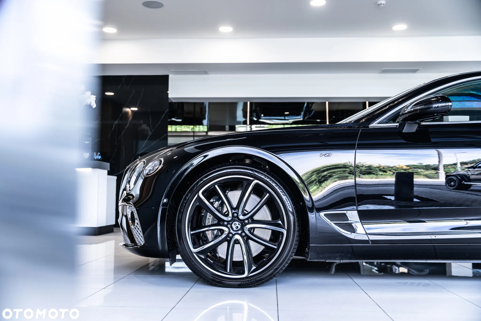 Bentley Continental GT New V8 - 4