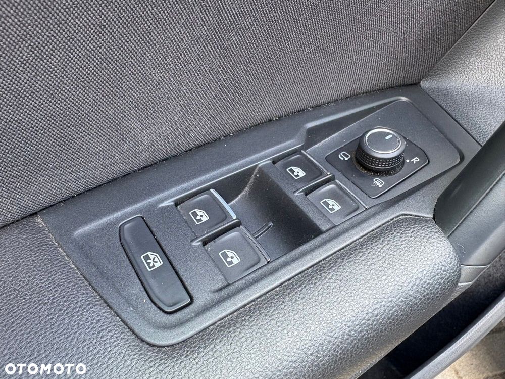Volkswagen Tiguan - 21
