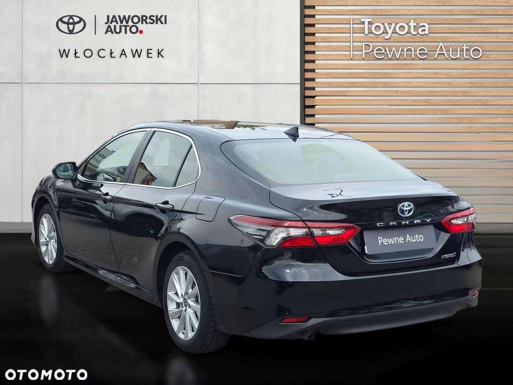 Toyota Camry 2.5 Hybrid Comfort CVT - 3