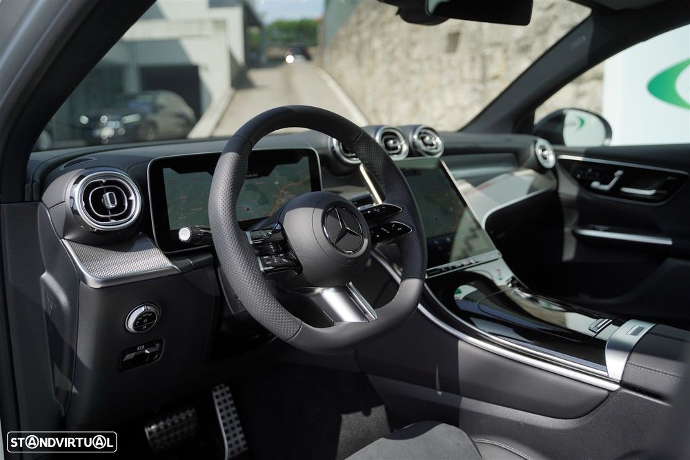 Mercedes-Benz GLC 300 e Coupe 4Matic - 34
