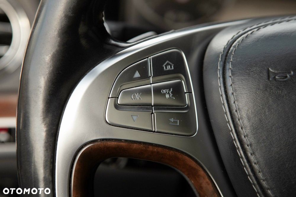 Mercedes-Benz Klasa S 500 4-Matic L 7G-TRONIC - 22