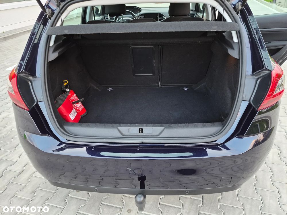 Peugeot 308 1.5 BlueHDi Active S&S EAT6 - 34