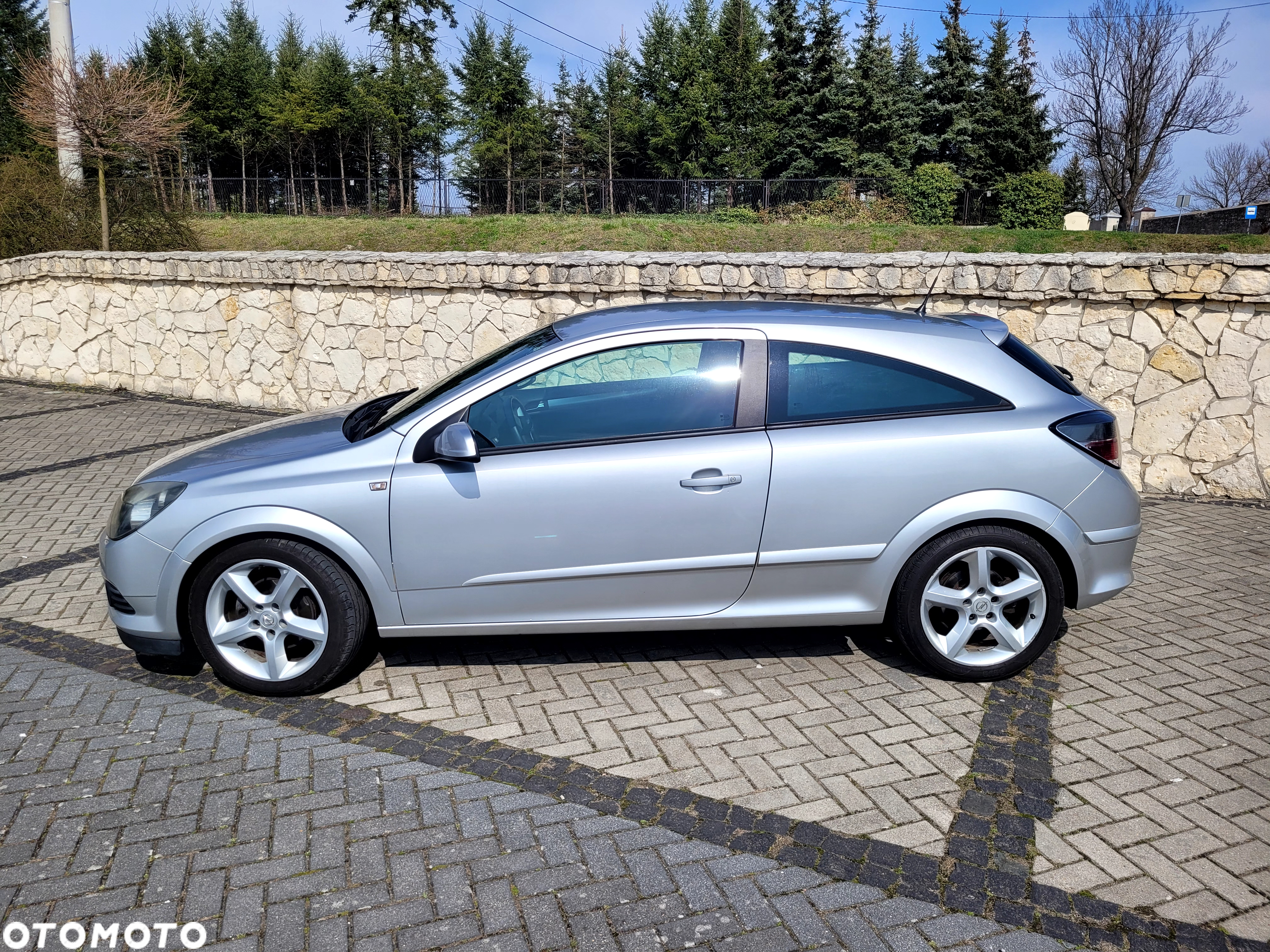 Opel Astra GTC 1.8 - 2