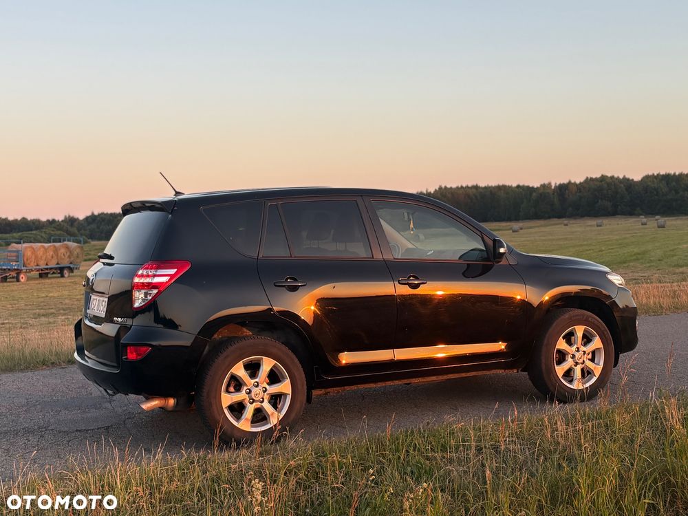 Toyota RAV4 2.0 VVT-i 2010 - 6