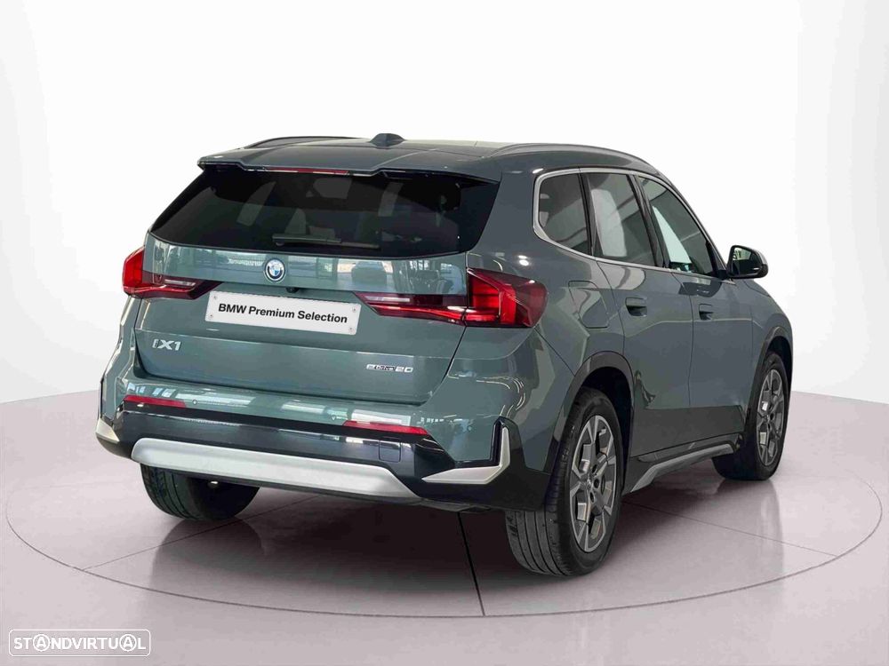 BMW iX1 eDrive20 - 5