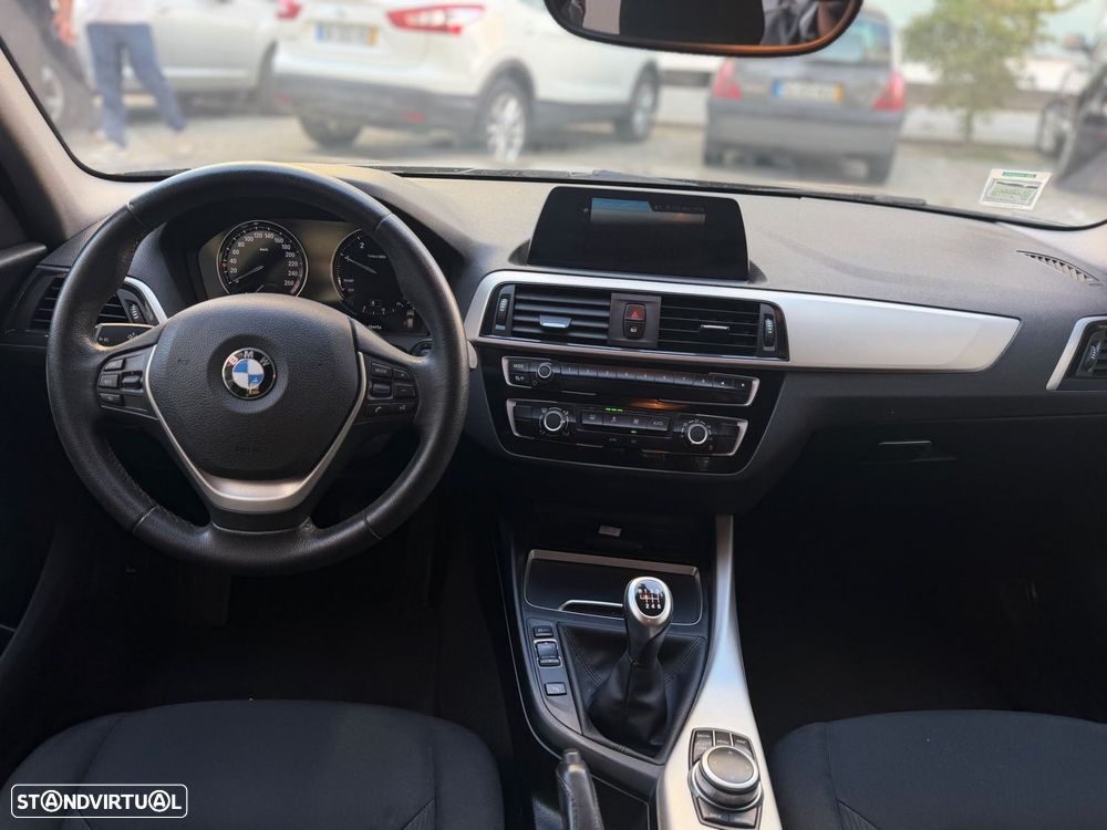 BMW 116 d Line Sport - 12