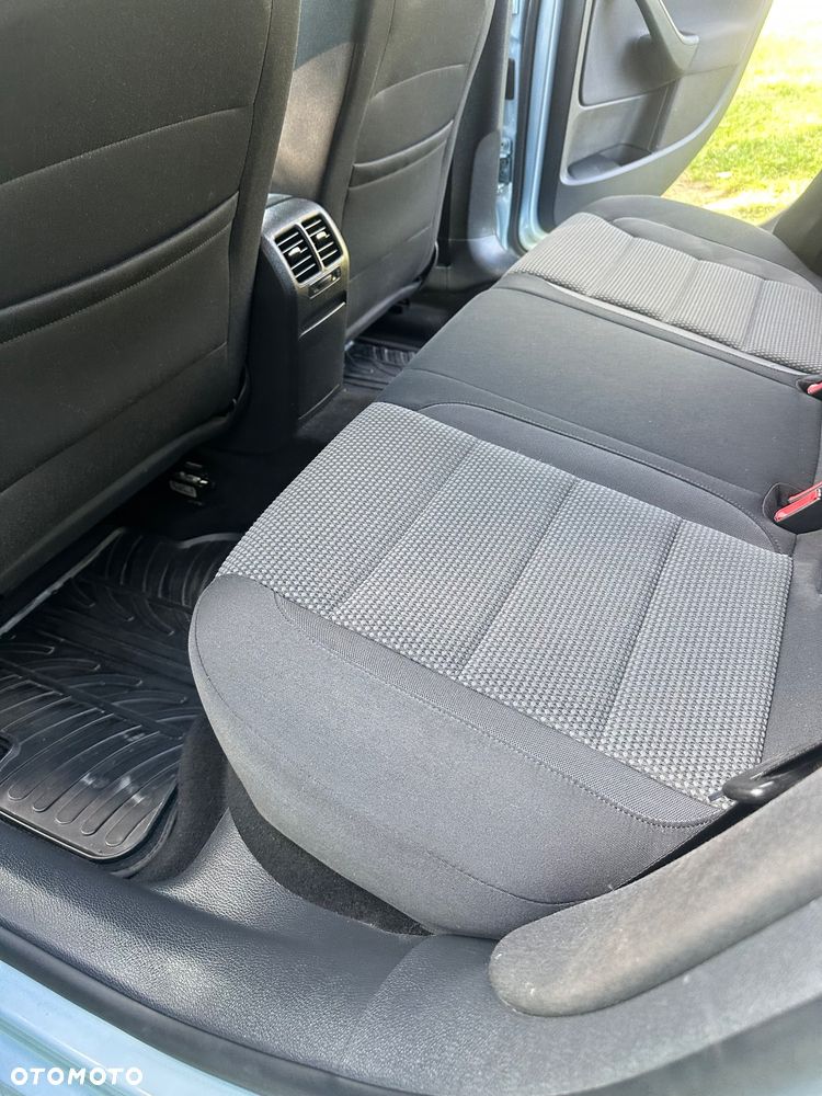 Volkswagen Jetta - 24
