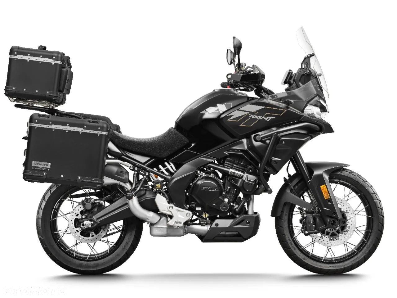 CFMoto MT - 6
