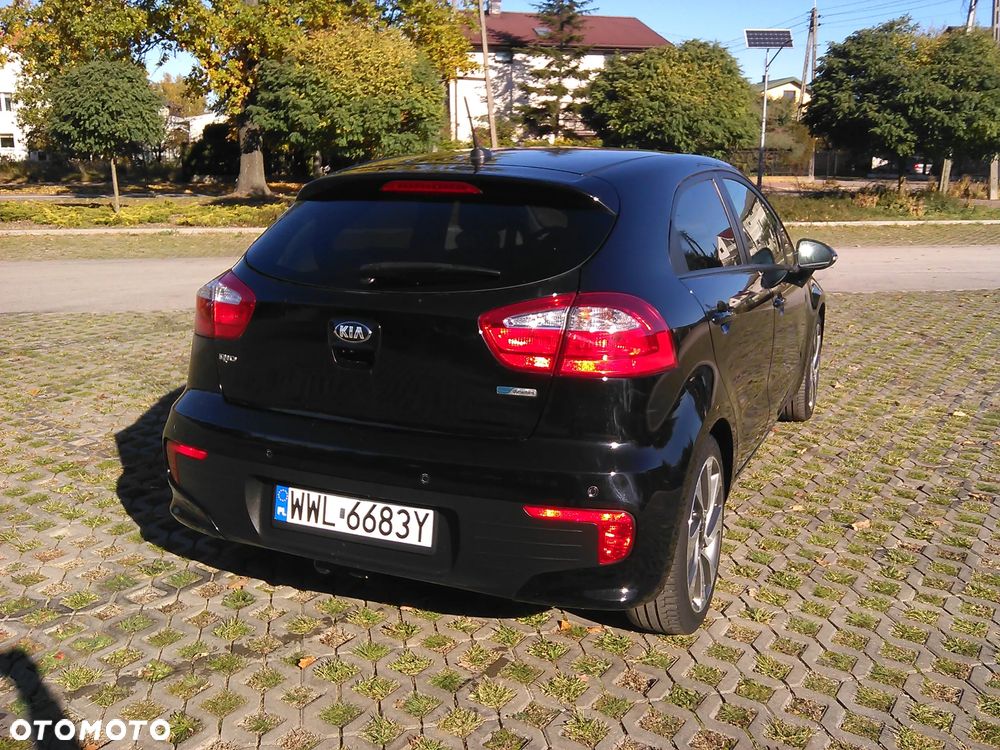 Kia Rio 1.2 Dream Team Edition - 14