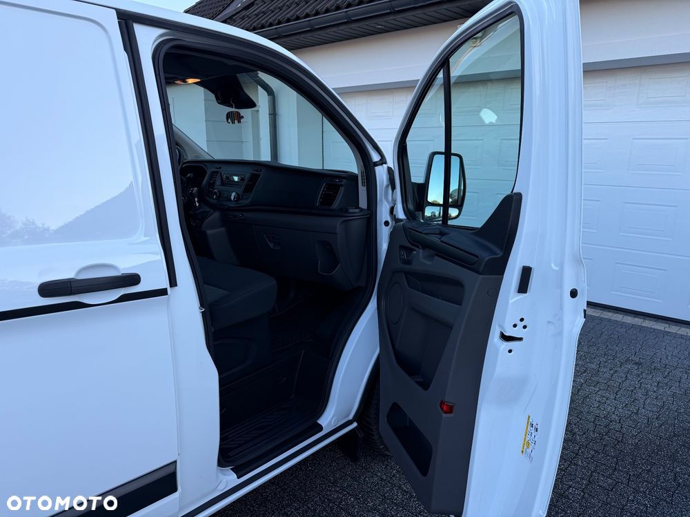 Ford Transit Custom - 22