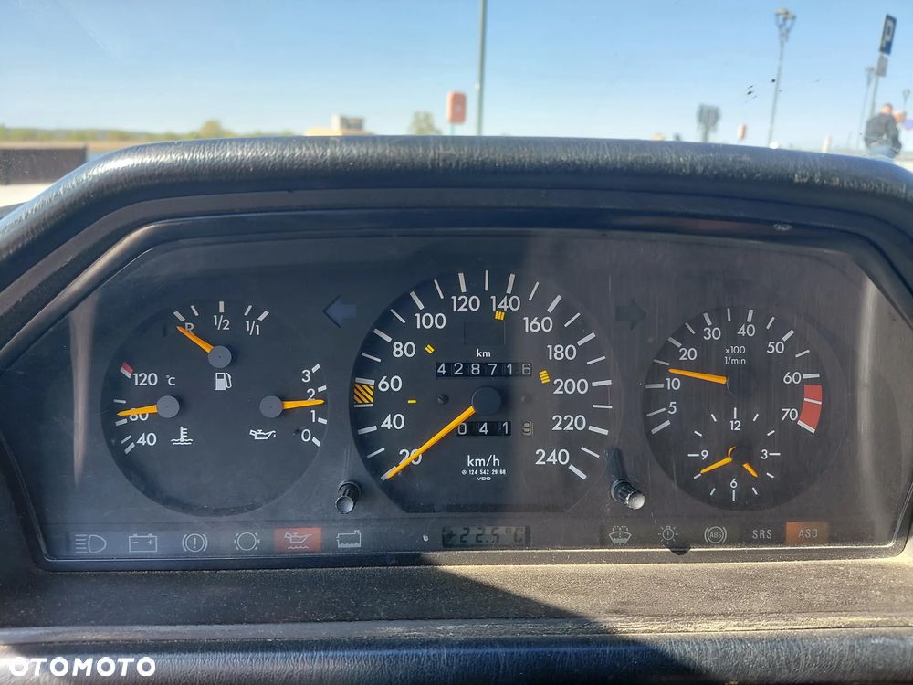 Mercedes-Benz W124 (1984-1993) - 6