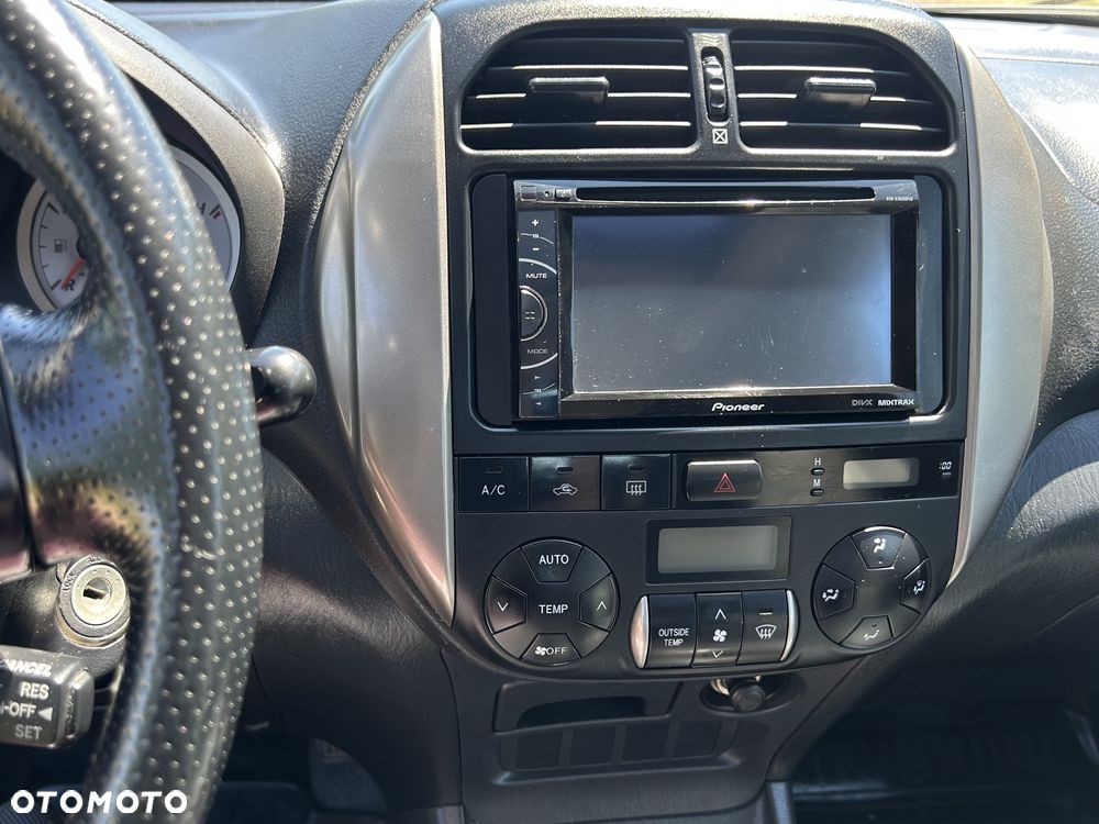 Toyota RAV4 2.0 VVT-i Sol - 15