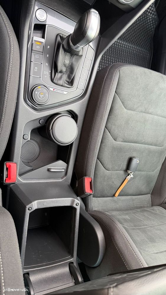 VW Tiguan 2.0 TDI R-Line DSG 4Motion - 54