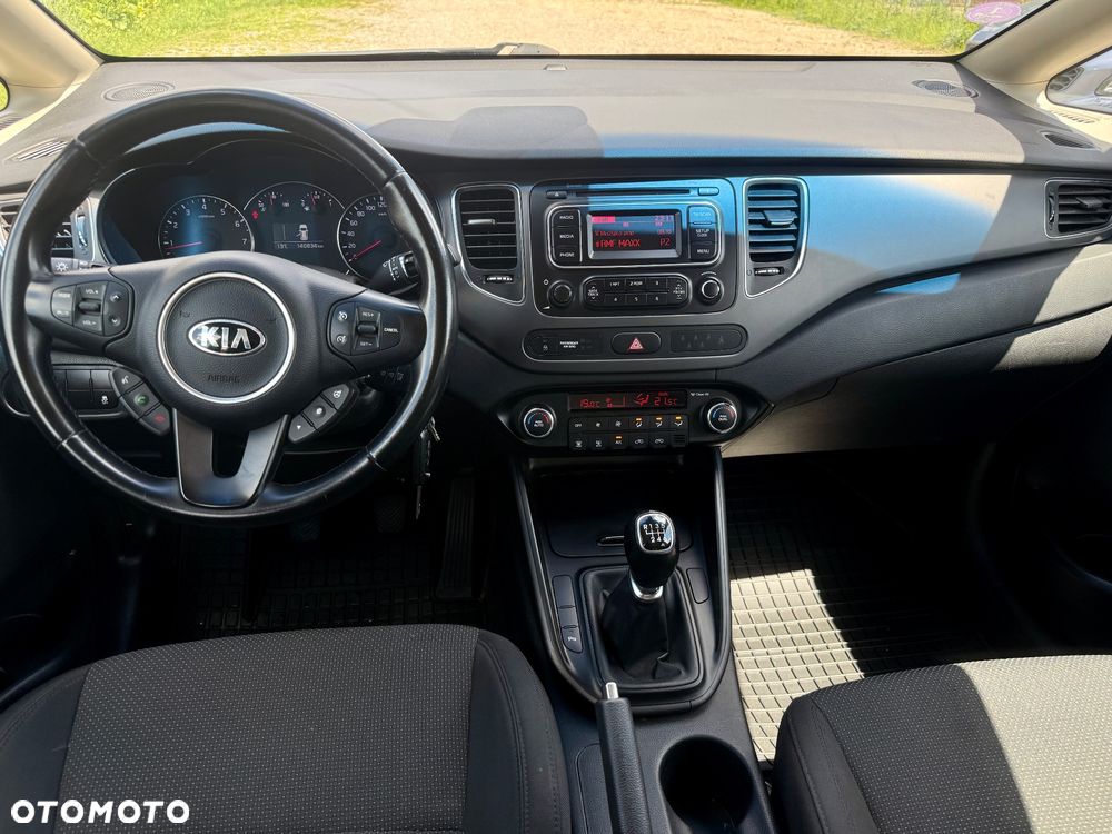 Kia Carens 1.6 GDI L 7os - 16