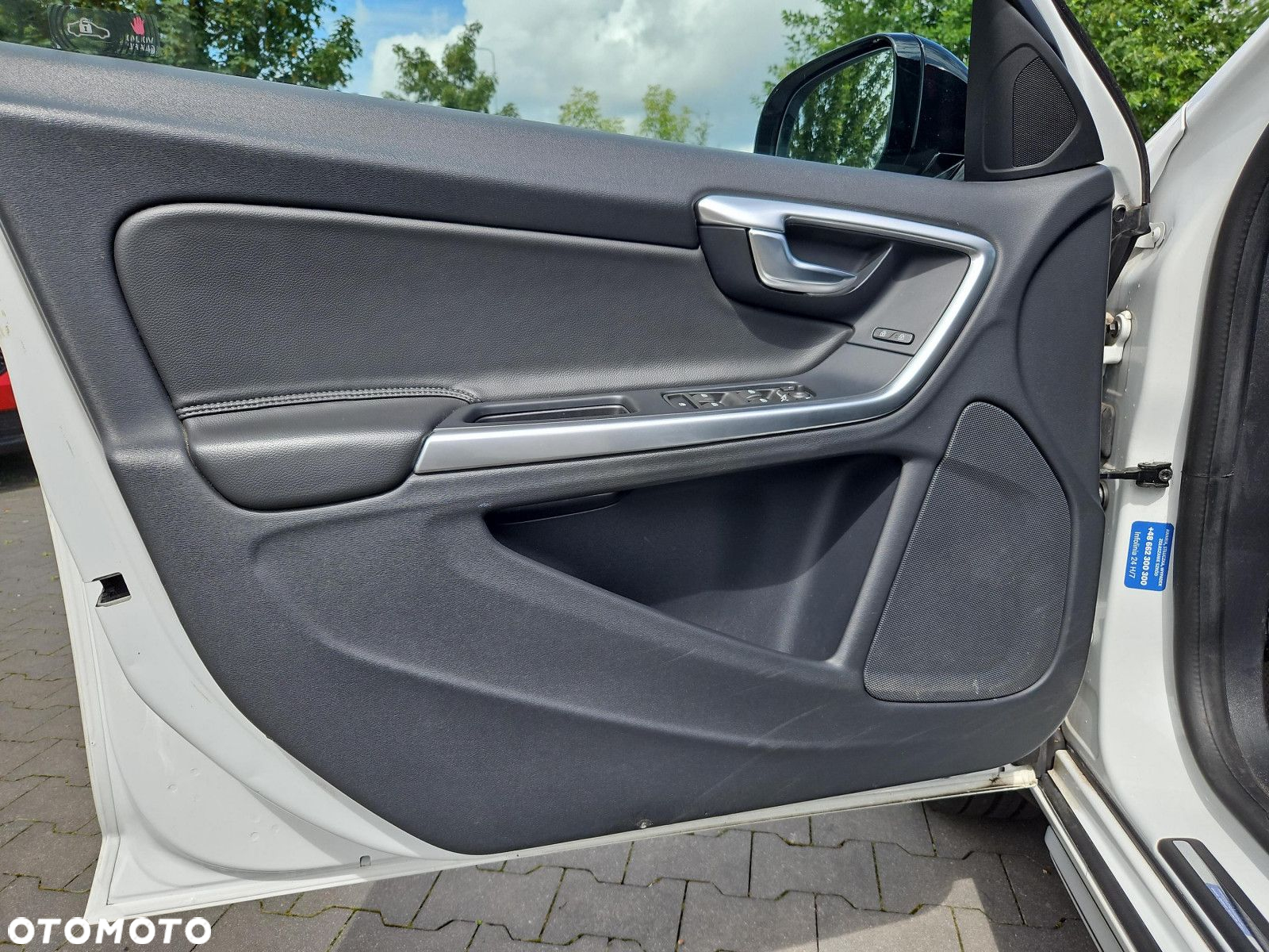 Volvo V60 Cross Country - 26