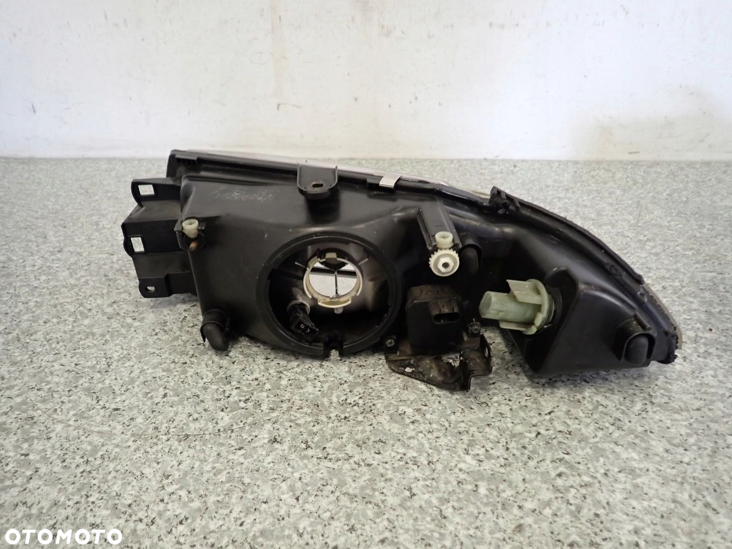 MITSUBISHI CARISMA 00-03 REFLEKTOR PRAWY LAMPA PRZEDNIA PRAWA - 10