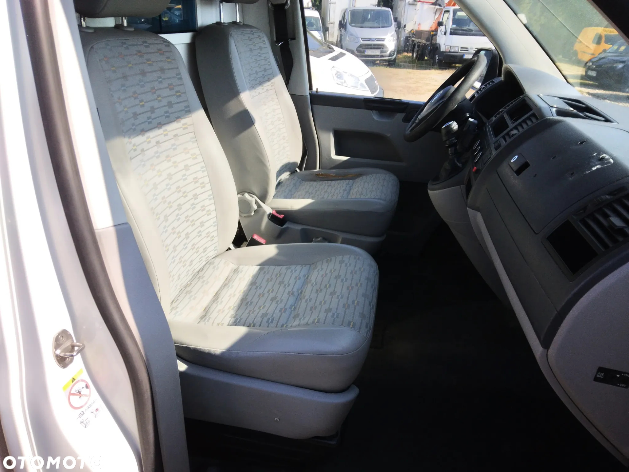 Volkswagen Transporter - 13