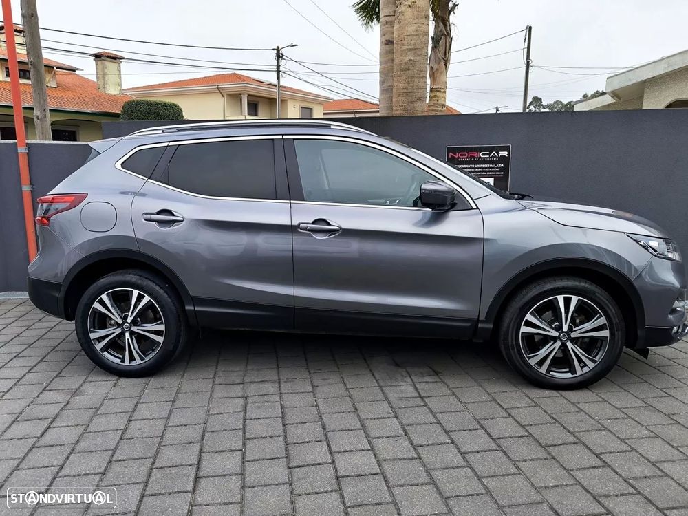 Nissan Qashqai 1.5 dCi N-Connecta J18 - 14