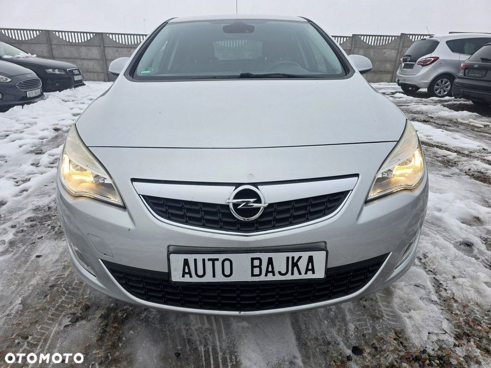 Opel Astra 1.4 Turbo Cosmo - 2