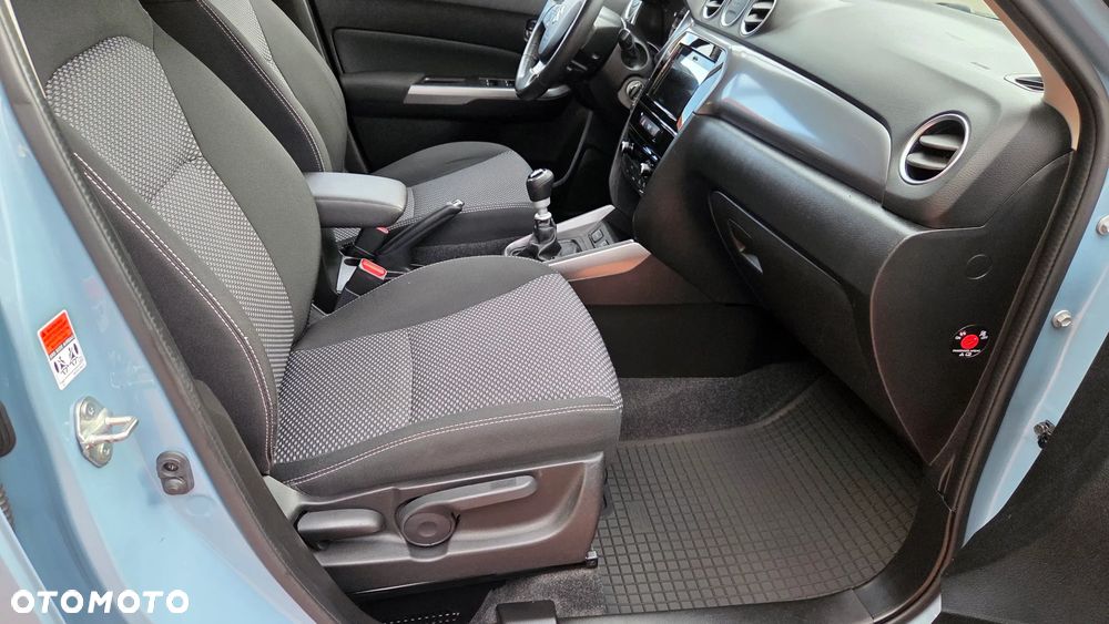 Suzuki Vitara - 32