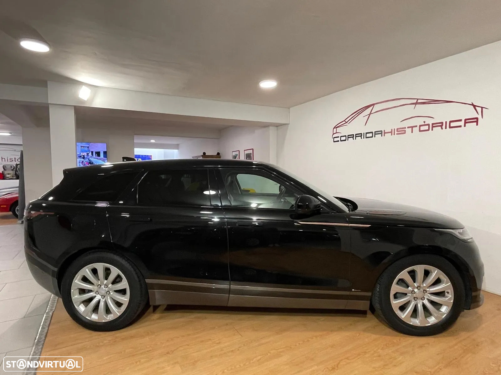 Land Rover Range Rover Velar 2.0 D R-Dynamic S - 22