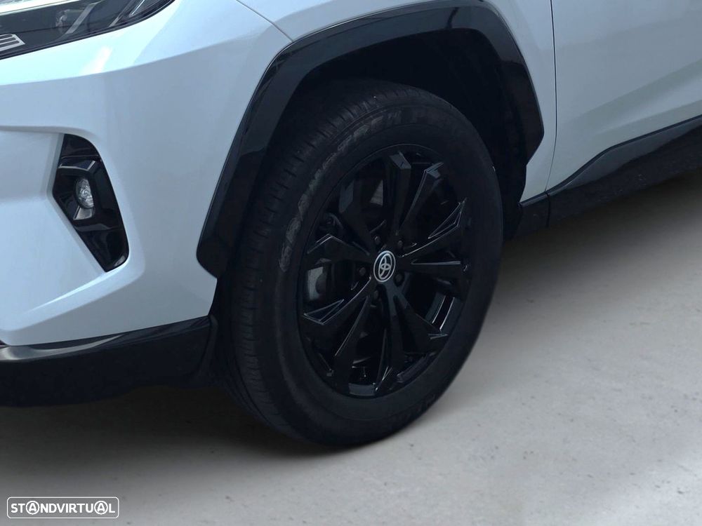 Toyota RAV4 - 6