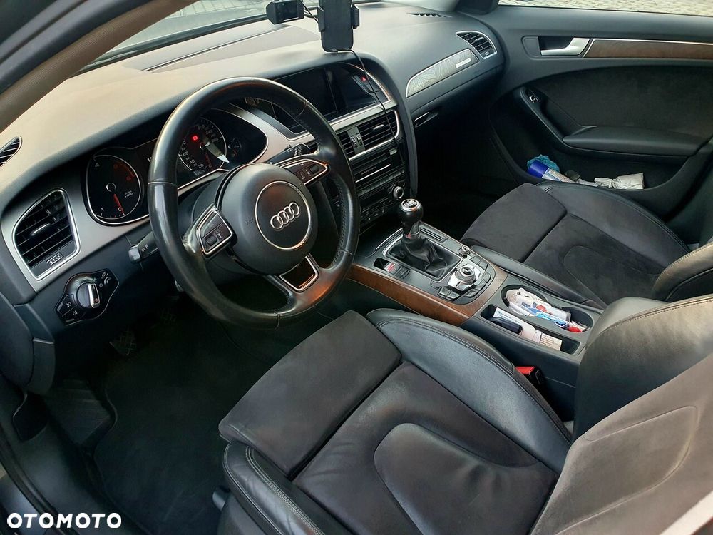 Audi A4 Allroad 2.0 TDI Quattro - 22