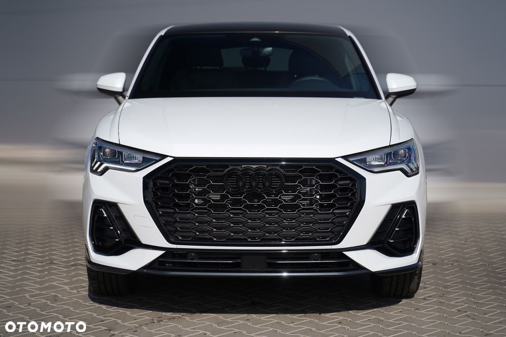 Audi Q3 Sportback 35 TFSI mHEV S-Line S tronic - 2