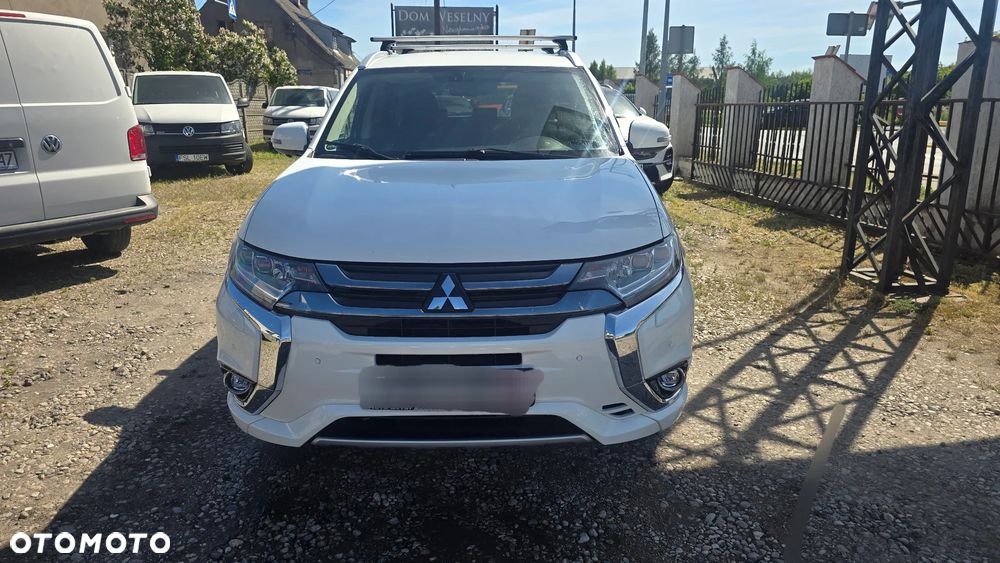 Mitsubishi Outlander 2.0 4WD - 2