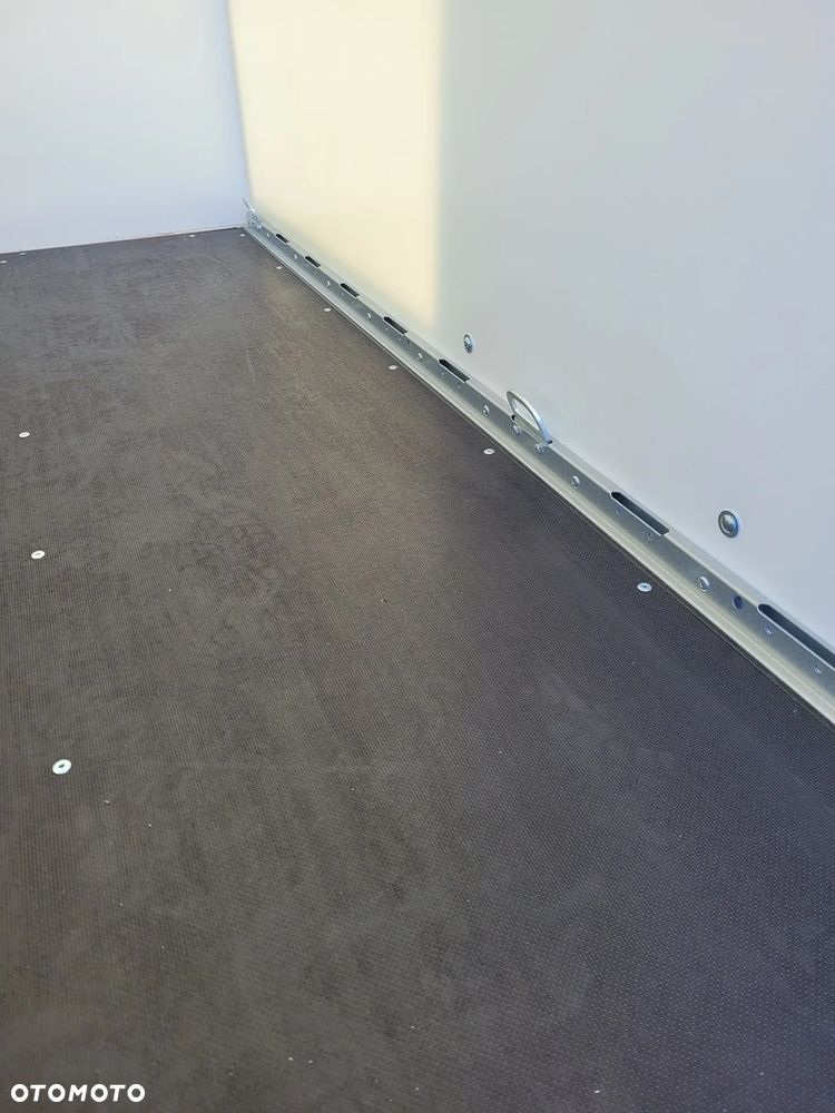 Brenderup Przyczepa CARGO CD260 750kg furgon z rampą lub z drzwiami 260x130cm H150 lekka 750kg - 11