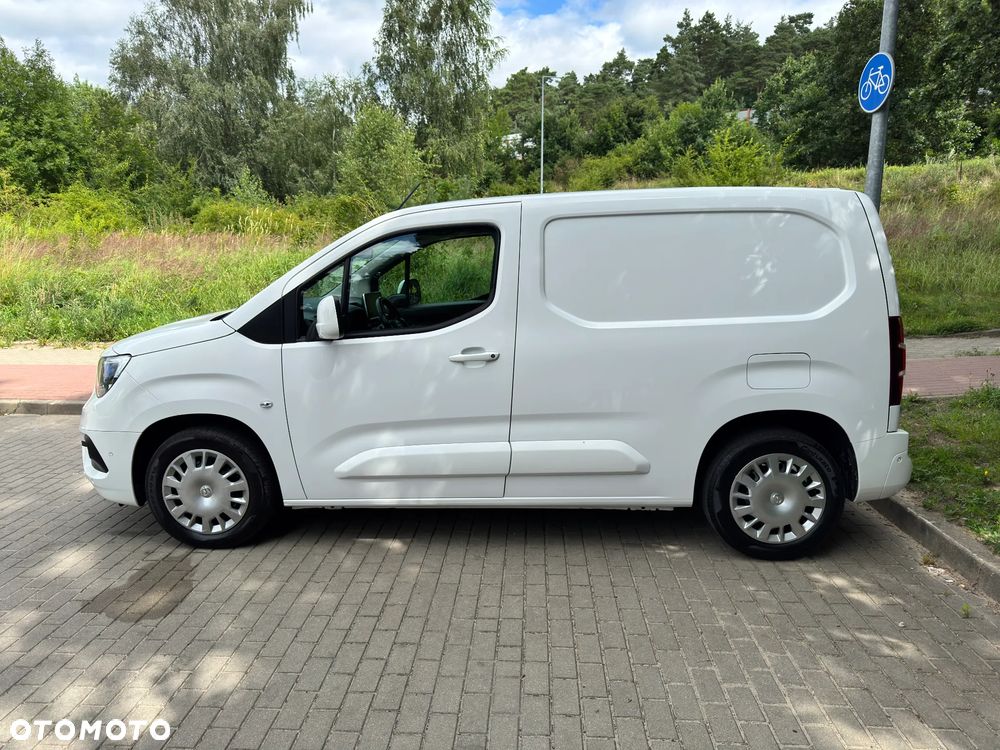 Opel COMBO L1 Automat - 15