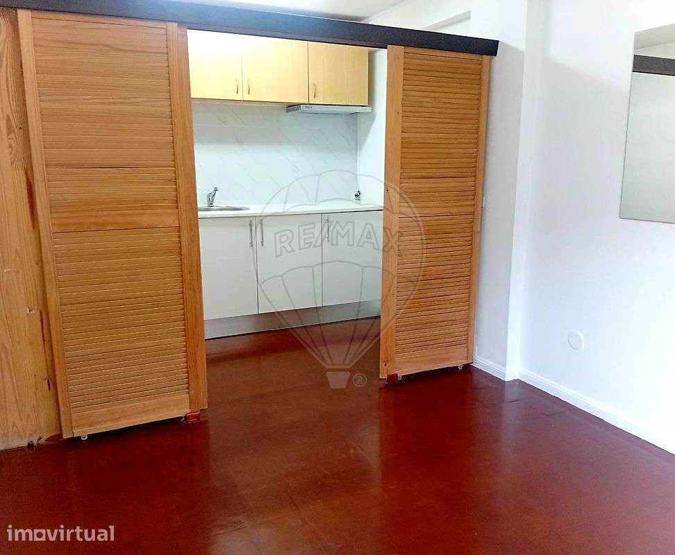 Apartamento T0 para arrendamento - Grande imagem: 2/13