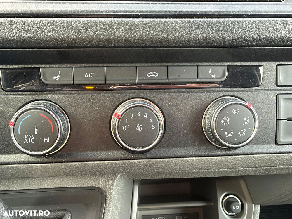 Volkswagen Crafter - 2