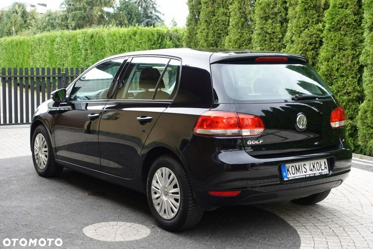 Volkswagen Golf - 5